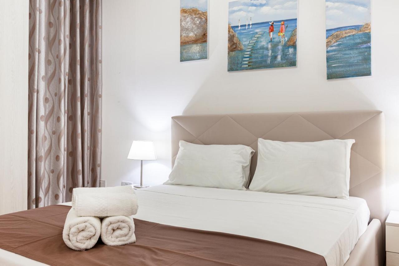 Designer With Comfy Sofa In By 360 Estates Valletta