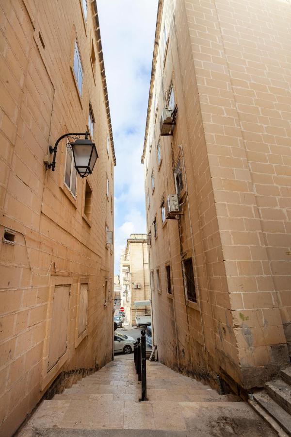 Designer With Comfy Sofa In By 360 Estates Valletta